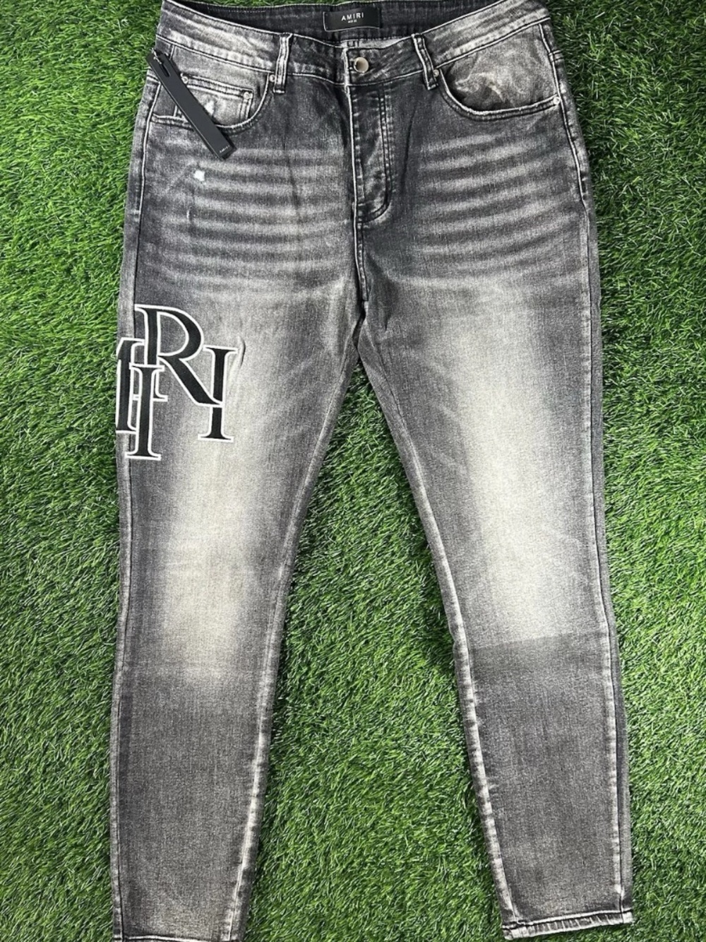 AMIRI Slim Fit Jeans Size 32